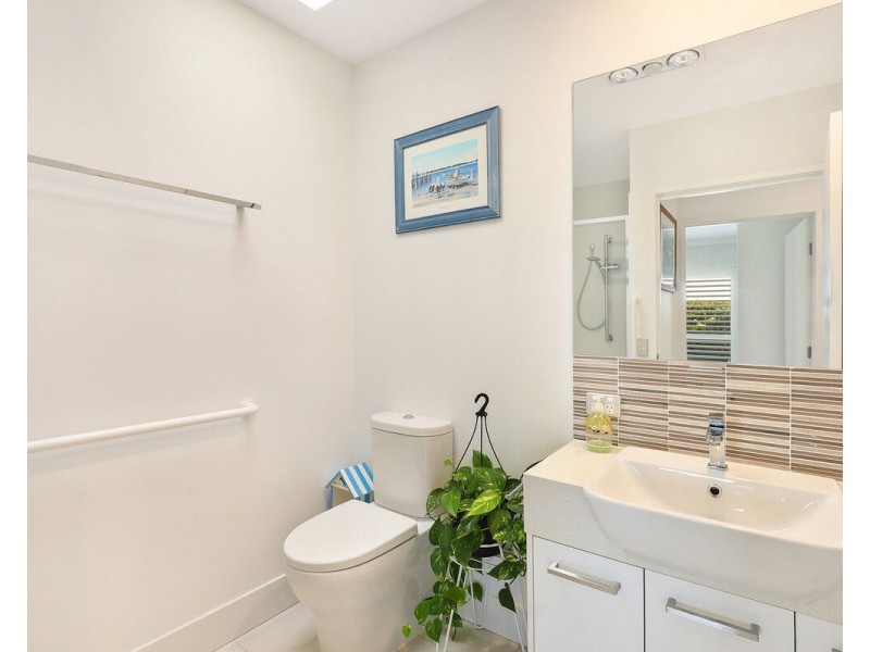 24/1 Halcyon Way, Bli Bli QLD 4560