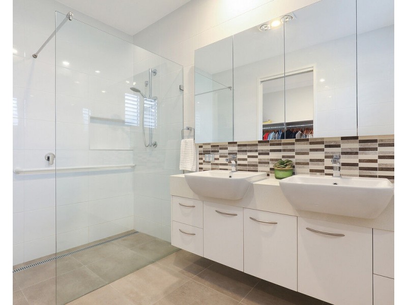 114/1 Halcyon Way, Bli Bli QLD 4560