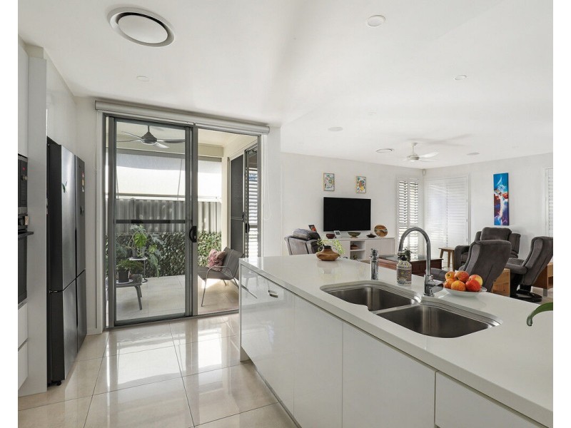 11/596 David Low Way, Pacific Paradise QLD 4564