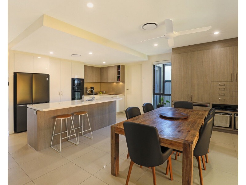 4/596 David Low Way, Pacific Paradise QLD 4564