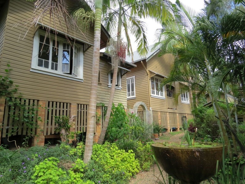 9 Old Convent Road, Uki NSW 2484