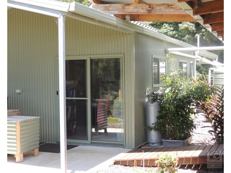 873 Commissioners Ck Road, Commissioners Creek NSW 2484