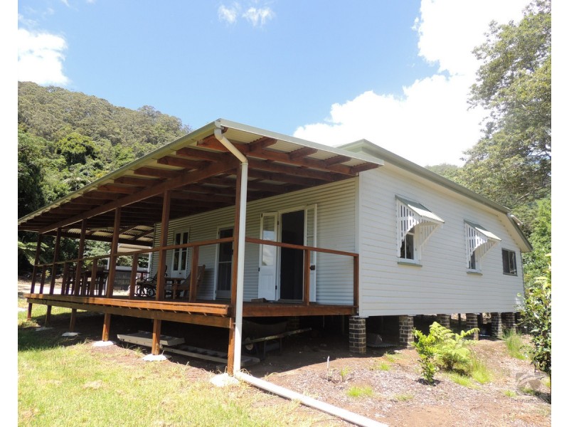 873 Commissioners Ck Road, Commissioners Creek NSW 2484