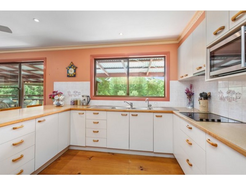 79 Malabar  Avenue, Uki NSW 2484