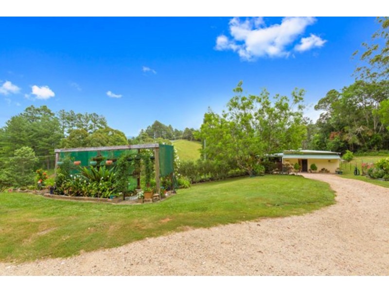 79 Malabar  Avenue, Uki NSW 2484