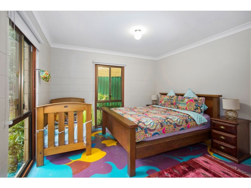 111 Braeside Drive, Uki NSW 2484