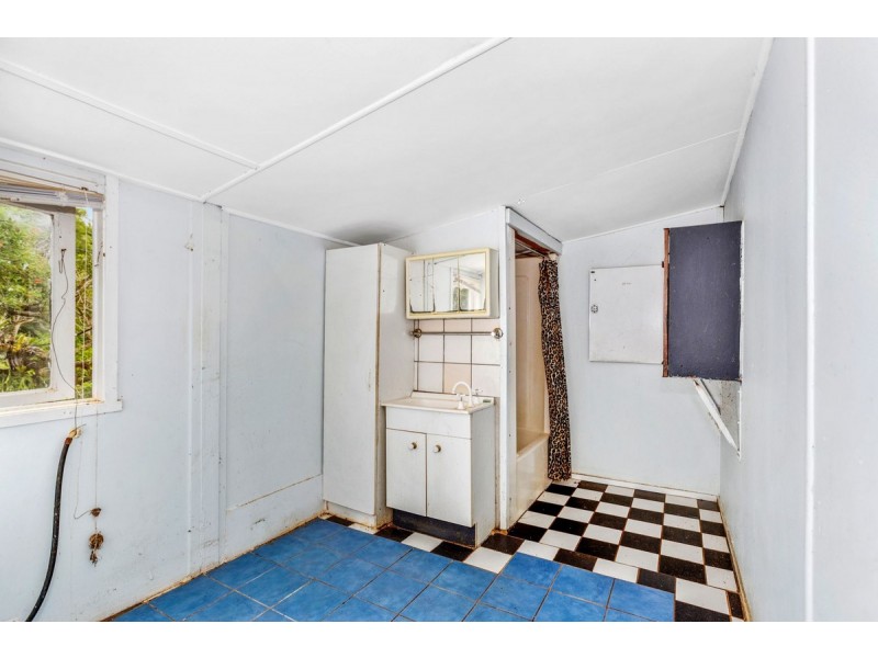 166 Crooks Valley Road, Crystal Creek NSW 2484