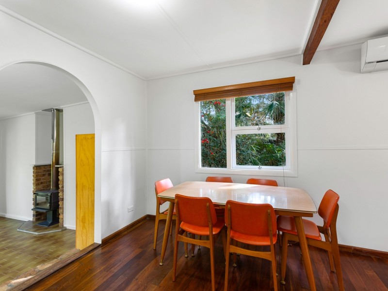 10 Old Convent Road, Uki NSW 2484