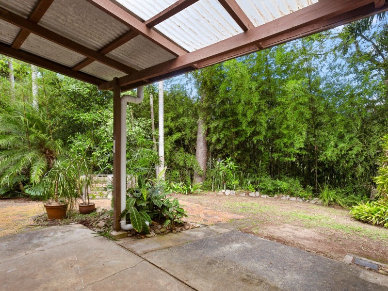 10 Old Convent Road, Uki NSW 2484