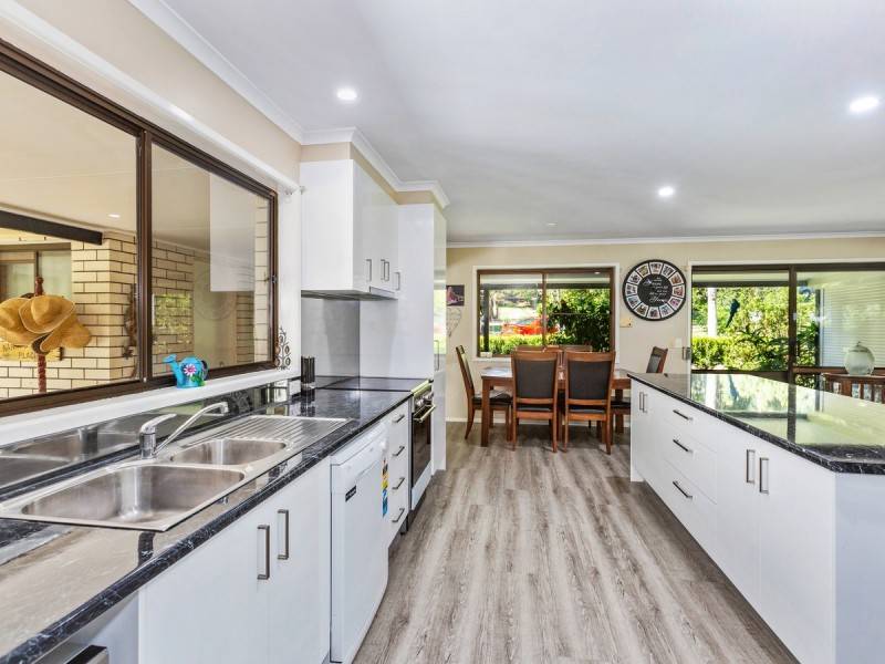 127 Smiths Creek Road, Uki NSW 2484