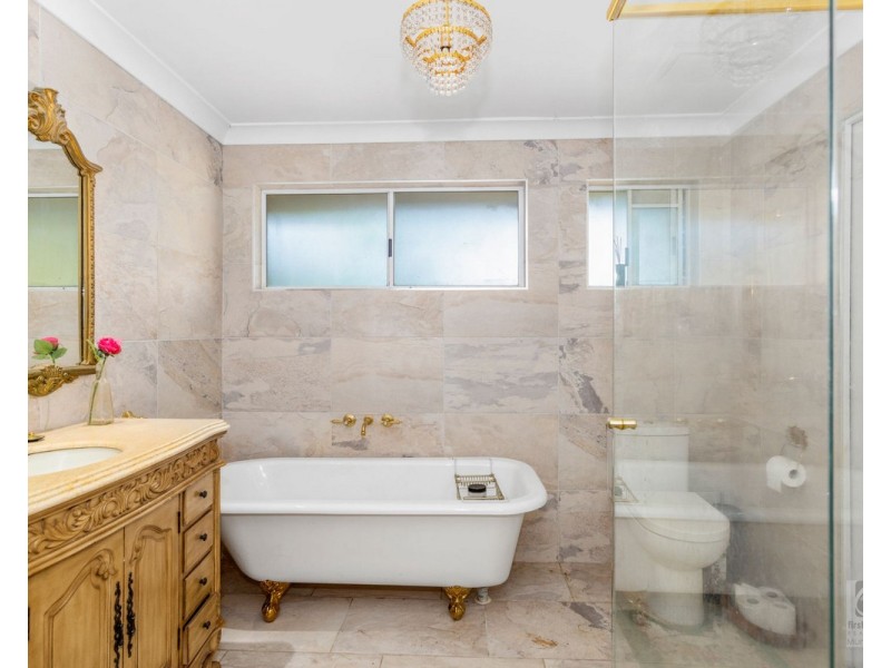 191 Pinnacle Road, Pumpenbil NSW 2484