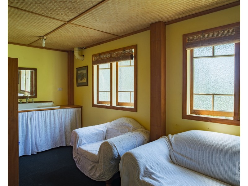 24 Eyles Avenue, Murwillumbah NSW 2484