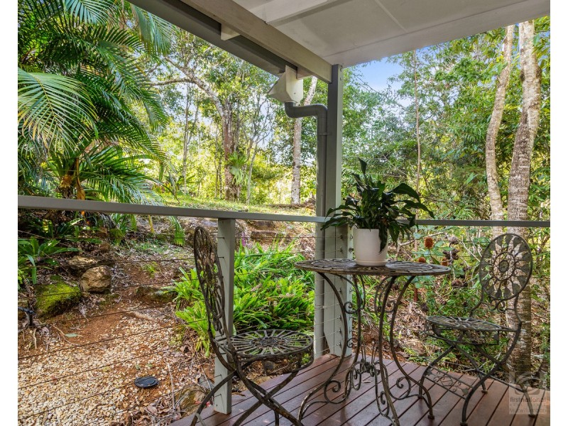 19 McCallum  Place, Uki NSW 2484