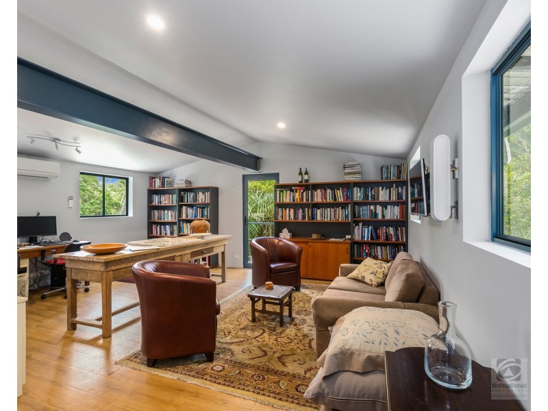 19 McCallum  Place, Uki NSW 2484