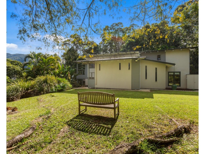 19 McCallum  Place, Uki NSW 2484