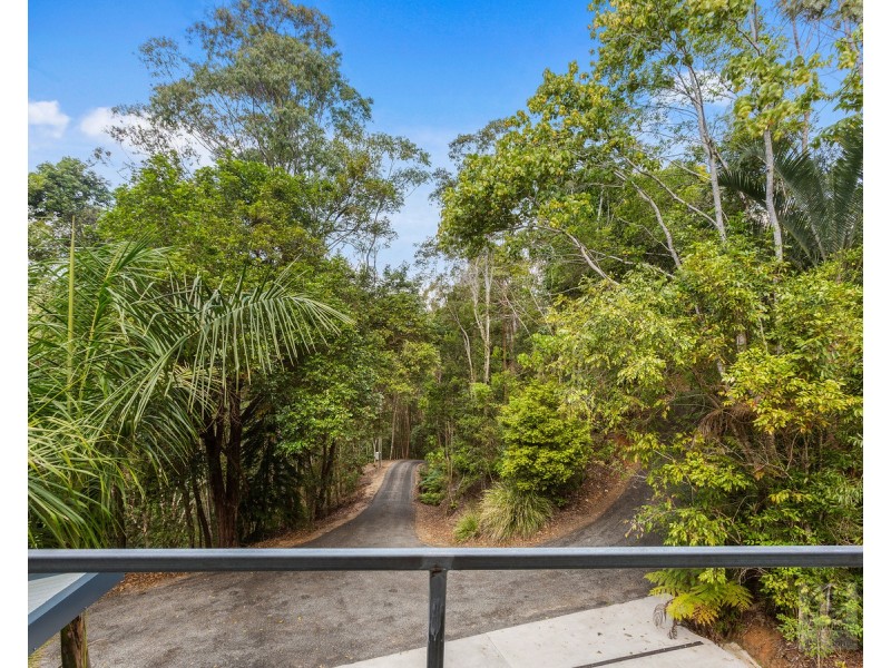 19 McCallum  Place, Uki NSW 2484