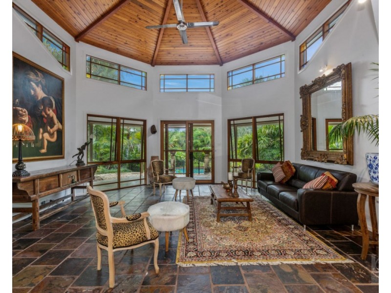 34 Bonnydoon Road, Uki NSW 2484