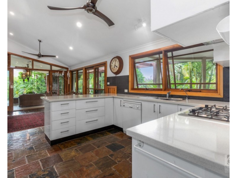 34 Bonnydoon Road, Uki NSW 2484