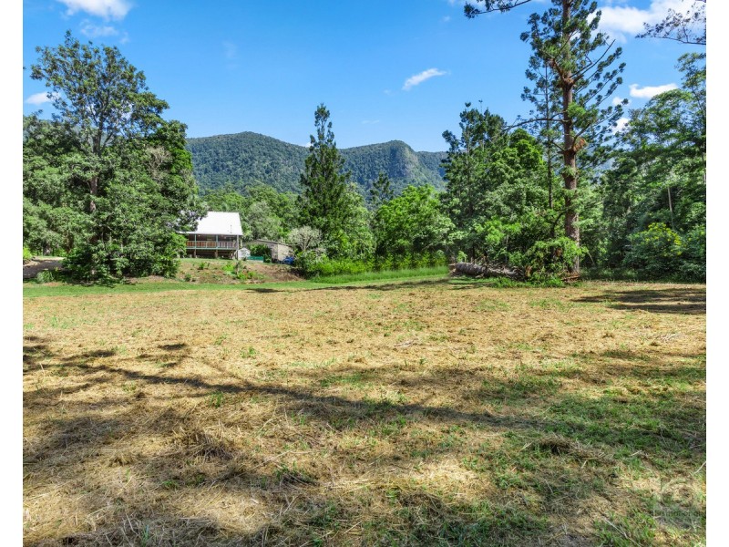 348 South Pumpenbil Road, Pumpenbil NSW 2484