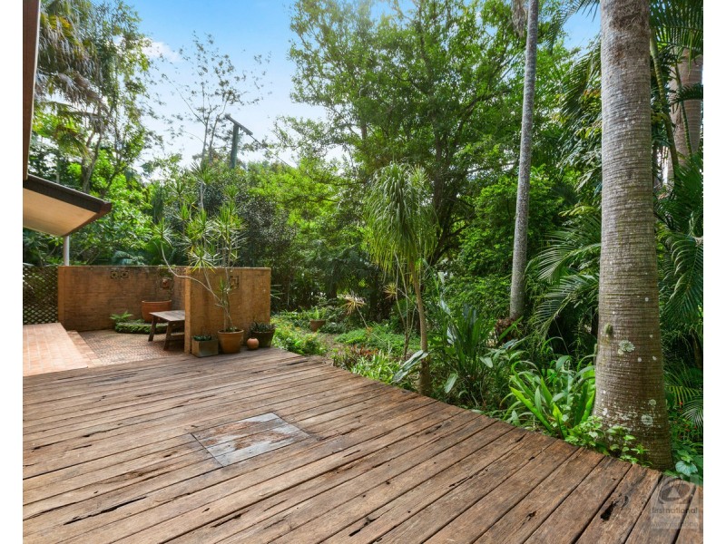 10 Old Convent Road, Uki NSW 2484