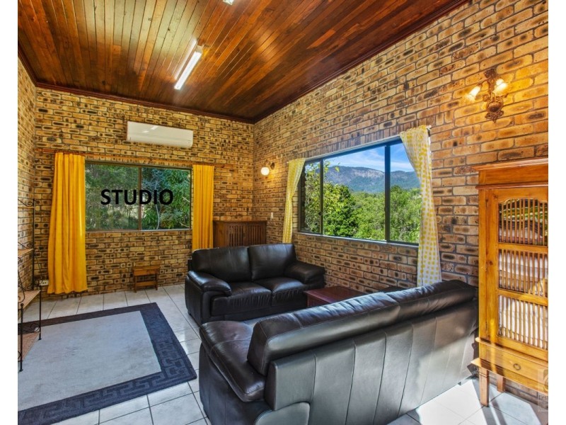 527 Commissioners Creek Road, Commissioners Creek NSW 2484