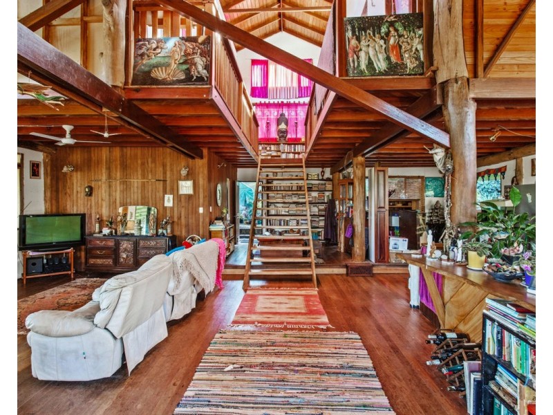 527 Commissioners Creek Road, Commissioners Creek NSW 2484