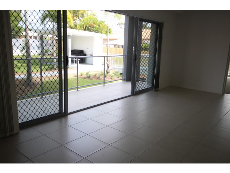 1/425 Pine Ridge Road, Runaway Bay QLD 4216