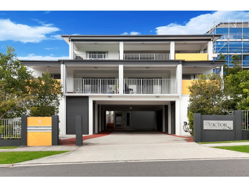 1/9 Victor Street, Holland Park West QLD 4121
