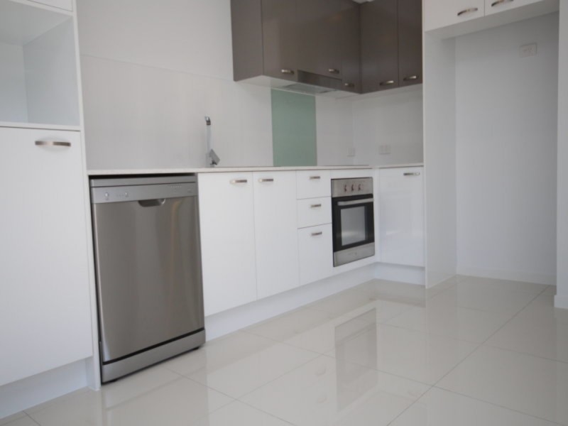 2/65 Franklin Street, Annerley QLD 4103