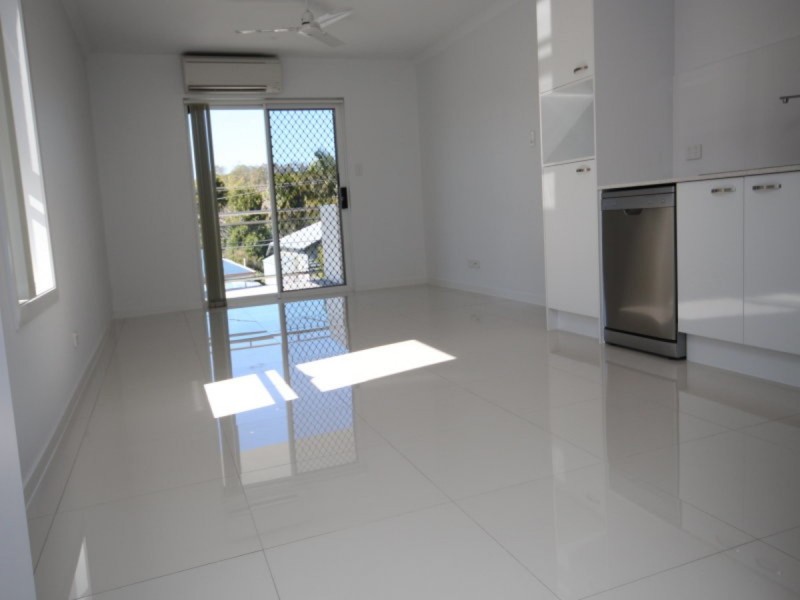 2/65 Franklin Street, Annerley QLD 4103