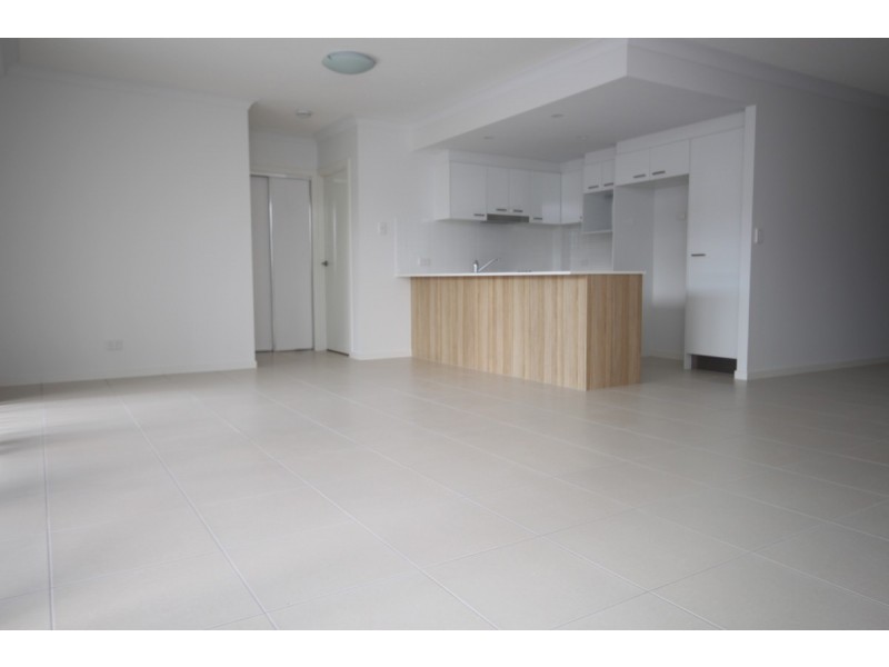 7/425 Pine Ridge Road, Runaway Bay QLD 4216