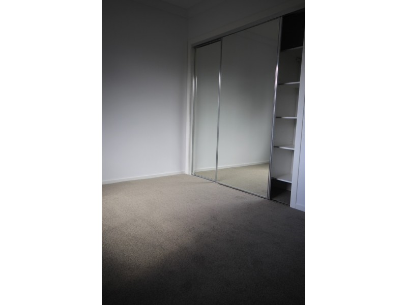 7/425 Pine Ridge Road, Runaway Bay QLD 4216