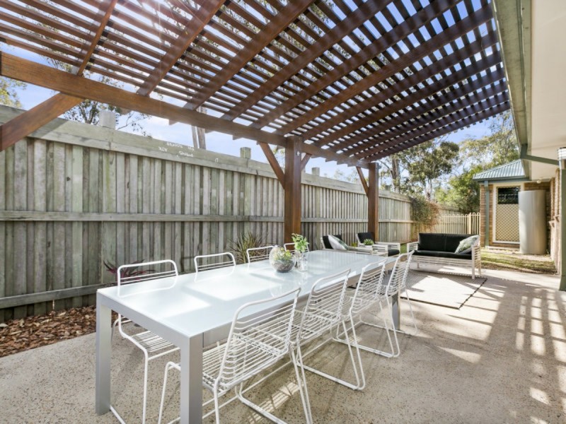12 Creswick Close, Manly West QLD 4179