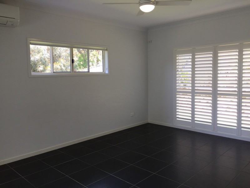 1 Tristania Road, Kenmore QLD 4069