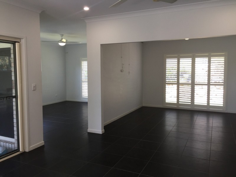 1 Tristania Road, Kenmore QLD 4069