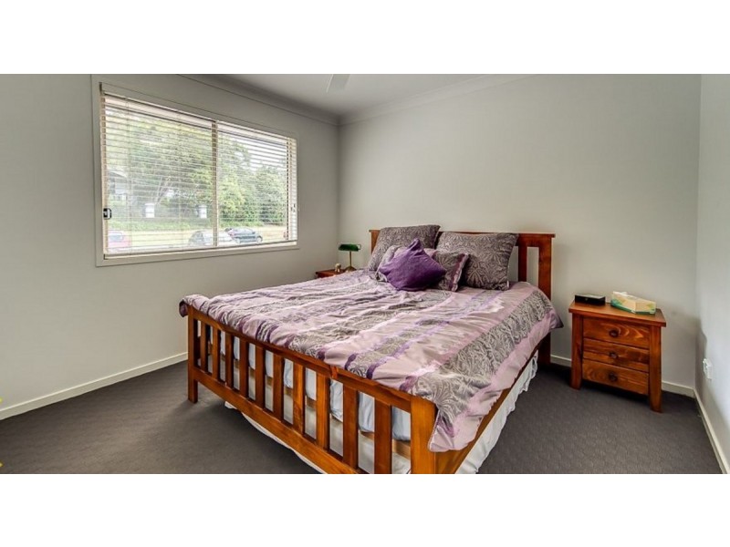 1 Tristania Road, Kenmore QLD 4069