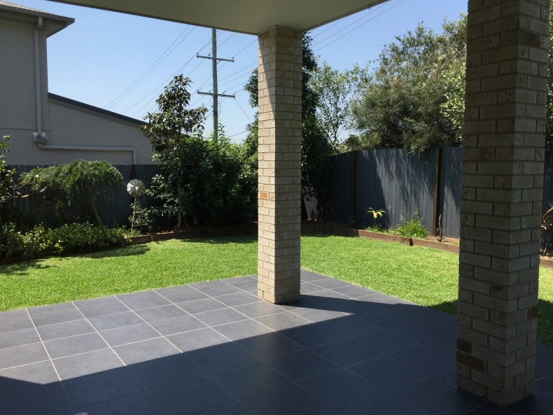 1 Tristania Road, Kenmore QLD 4069