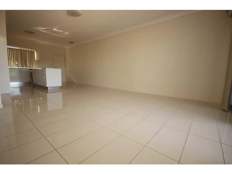 8/51 Dibar Street, Wynnum QLD 4178