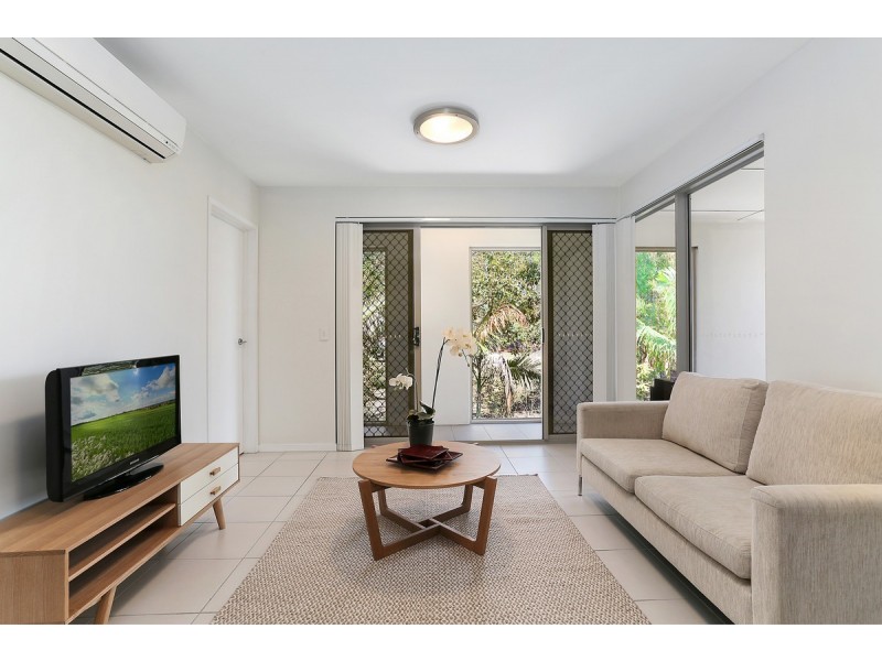 14/11 Riding Road, Hawthorne QLD 4171