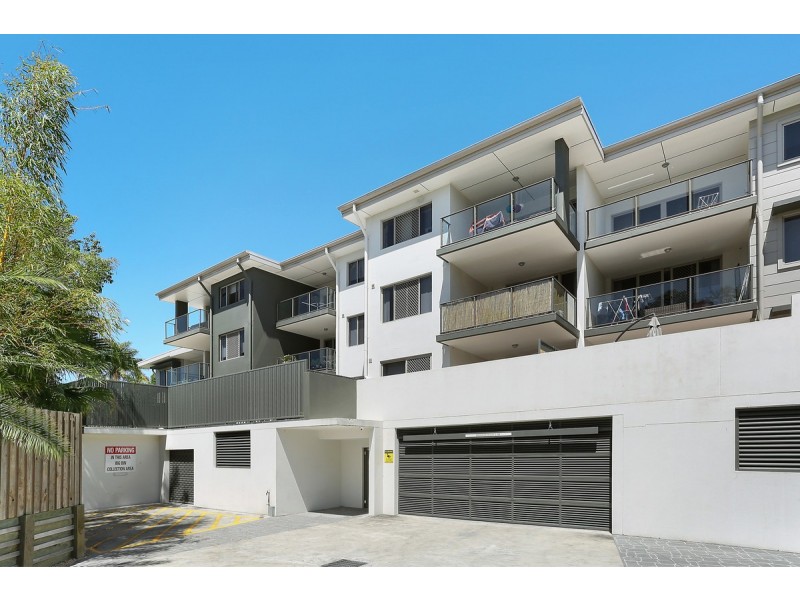 14/11 Riding Road, Hawthorne QLD 4171