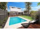 387 Bennetts Road, Norman Park QLD 4170