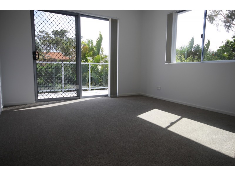 5/425 Pine Ridge Road, Runaway Bay QLD 4216
