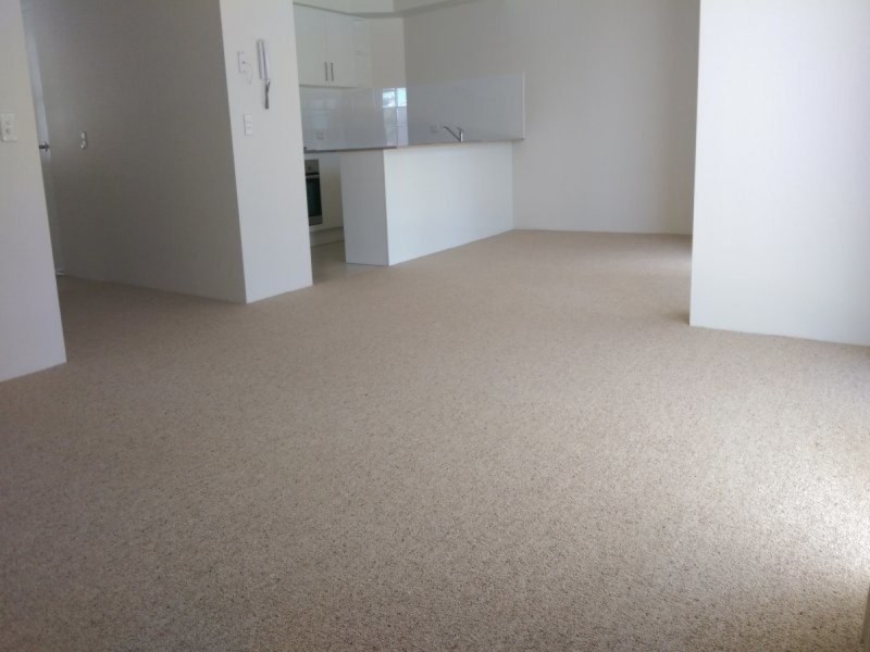 15/8 Ahern Street, Labrador QLD 4215