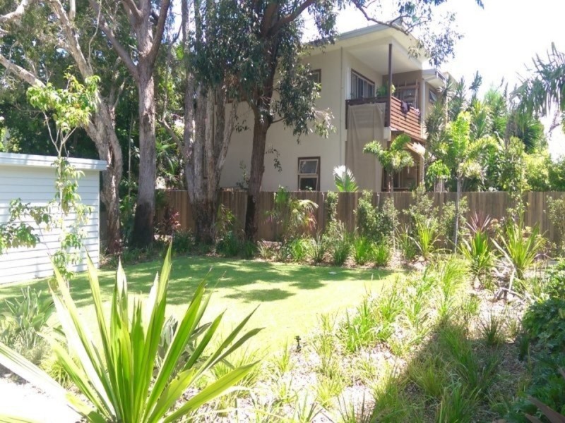 15/8 Ahern Street, Labrador QLD 4215