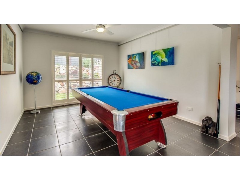 1 Tristania Road, Kenmore QLD 4069