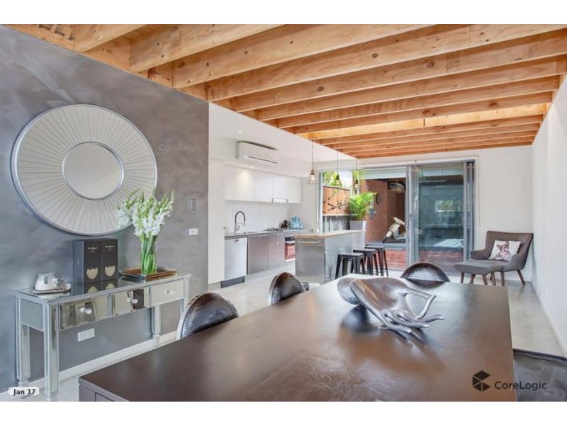 12 Lakefront Crescent, Varsity Lakes QLD 4227