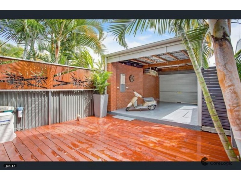 12 Lakefront Crescent, Varsity Lakes QLD 4227