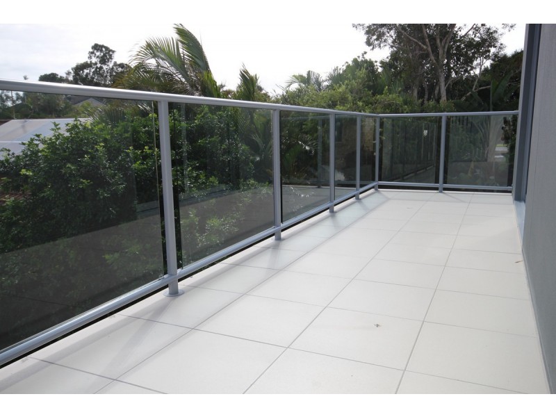 4/425 Pine Ridge Road, Runaway Bay QLD 4216