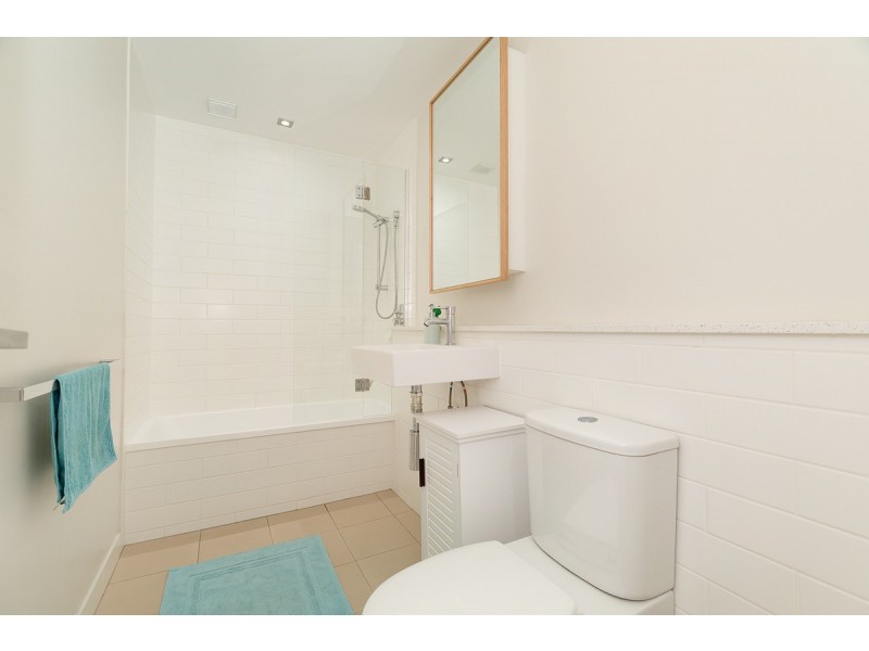 3/66 Overend Street, Norman Park QLD 4170