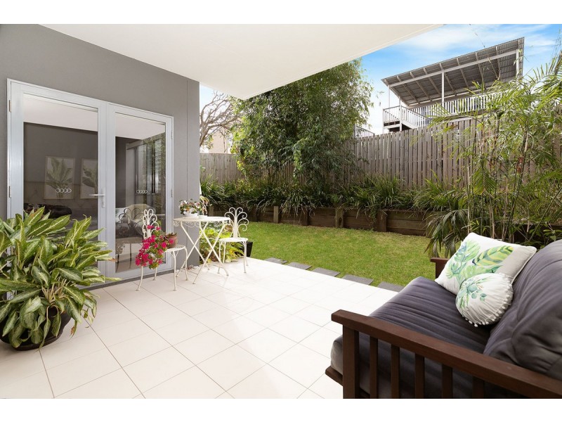 3/66 Overend Street, Norman Park QLD 4170